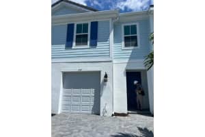 247 Preserve Trail N, Stuart, FL 34994 - MLS#R11133789