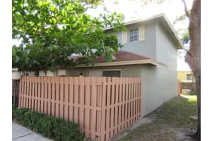 401 W Cypress Way, Palm Springs, FL 33406 - MLS#R11133829