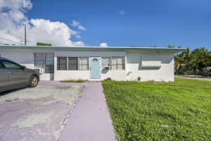 721 N A Street, Lake Worth Beach, FL 33460 - MLS#R11133845