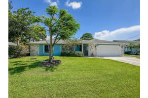 2433 SE Hallahan Street, Port Saint Lucie, FL 34952 - MLS#R11133847