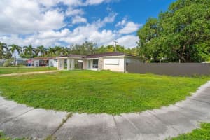 3301 SW 20th Court, Fort Lauderdale, FL 33312 - MLS#R11133871