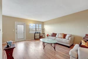 4026 Swansea B, Deerfield Beach, FL 33442 - MLS#R11133879