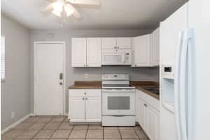 5692 SW Stonington Way SW 5692, Lake Worth, FL 33463 - MLS#R11133892