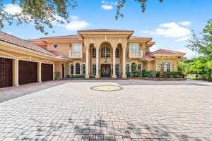 6071 NW 69th Way, Parkland, FL 33067 - MLS#R11133936