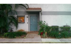 2733 S Oakland Forest Drive 104, Oakland Park, FL 33309 - MLS#R11133948