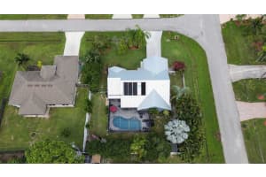1202 SW Bargello Avenue, Port Saint Lucie, FL 34953 - MLS#R11133950