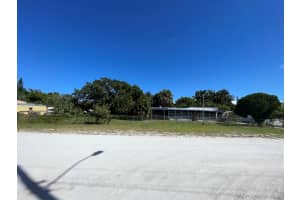 1663 NE Wren Avenue, Stuart, FL 34994 - MLS#R11133953