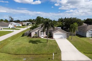 103 SW Pilsner Circle, Port Saint Lucie, FL 34953 - MLS#R11133954