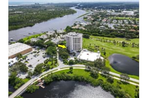 3322 Casseekey Island Road 302, Jupiter