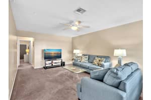 2542 Federal Highway, Boynton Beach, FL 33435 - MLS#R11133985