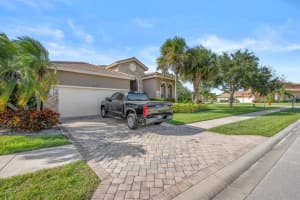 2770 Grand Isle Way SW, Vero Beach, FL 32968 - MLS#R11133988