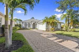 4607 NW Red Bay Circle, Jensen Beach, FL 34957 - MLS#R11134024