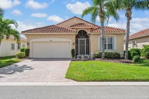 417 NW Sunview Way, Port Saint Lucie, FL 34986 - MLS#R11134070