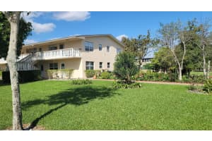 232 Canterbury J, West Palm Beach, FL 33417 Sold 12/22/25