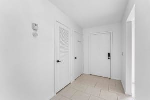 8566 Casa Del Lago 47 F, Boca Raton, FL 33433 - MLS#R11134079