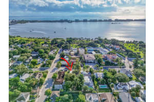 407 S Palmway, Lake Worth Beach, FL 33460 - MLS#R11134098