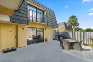 1023 10th Way, West Palm Beach, FL 33407 Sold 11/26/25