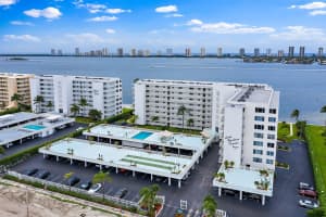 301 Lake Shore Drive 802, Lake Park, FL 33403 - MLS#R11134121