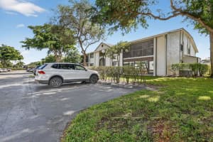 15453 Lakes Of Delray Boulevard 207, Delray Beach, FL 33484 - MLS#R11134167