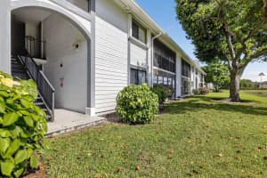 15453 Lakes Of Delray Boulevard 207, Delray Beach, FL 33484 - MLS#R11134167