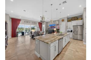 10102 SW Cypress Wood Court, Port Saint Lucie, FL 34987 - MLS#R11134179