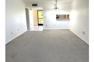 812 Sw 9th Street Circle 103, Boca Raton