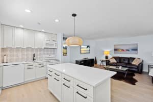 74 Normandy B, Delray Beach, FL 33484 - MLS#R11134249