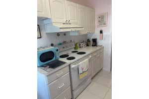 8608 Bella Vista Drive, Boca Raton, FL 33433 - MLS#R11134270