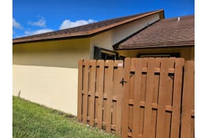 503 Springdale Circle 50 C, Palm Springs, FL 33461 - MLS#R11134276