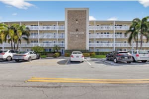 425 Grantham B, Deerfield Beach