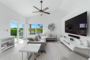 8950 Lake Park Circle N, Davie, FL 33328 - MLS#R11134318