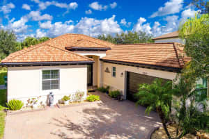 11357 SW Hillcrest Circle, Port Saint Lucie, FL 34987 - MLS#R11134327