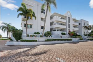 1150 SW Chapman Way 308, Palm City, FL 34990 - MLS#R11134357