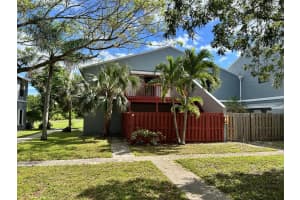23 Crossings Circle E, Boynton Beach, FL 33435 - MLS#R11134366