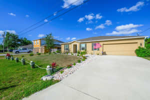 4042 SW Jaqust Street, Port Saint Lucie, FL 34953 - MLS#R11134400