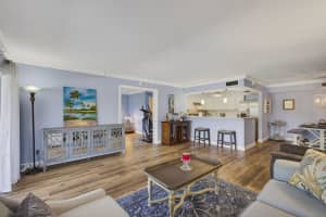 300 N A1a Highway 304 B, Jupiter, FL 33477 - MLS#R11134401