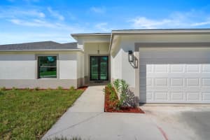 6011 Bamboo Drive, Fort Pierce, FL 34982 - MLS#R11134415