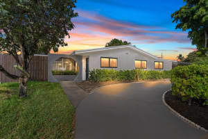 1659 Se 8th Avenue, Deerfield Beach