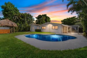 1659 SE 8th Avenue, Deerfield Beach, FL 33441 - MLS#R11134429