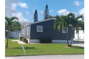 8328 Swan Avenue, Hobe Sound, FL 33455 - MLS#R11134433