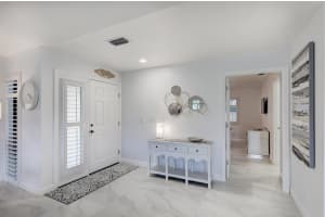 6 Lexington Lane, Palm Beach Gardens, FL 33418 - MLS#R11134494