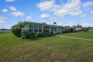 202 High Point Terrace W A, Delray Beach, FL 33445 - MLS#R11134506