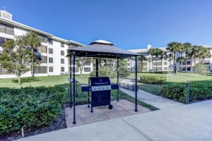 3516 Whitehall Drive 101, West Palm Beach, FL 33401 - MLS#R11134541