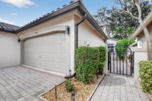 7173 Whitfield Avenue, Boynton Beach, FL 33437 - MLS#R11134549