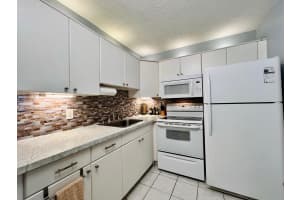 135 Dorchester F, West Palm Beach, FL 33417 Sold 12/04/25