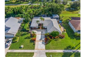 5936 Loxahatchee Pines Drive, Jupiter