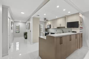 8450 Casa Del Lago J, Boca Raton, FL 33433 - MLS#R11134584