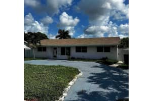 4963 Pine Cone Lane, West Palm Beach, Fl 33417, West Palm Beach