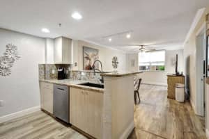 1801 N Flagler Drive 211, West Palm Beach, FL 33407 - MLS#R11134616