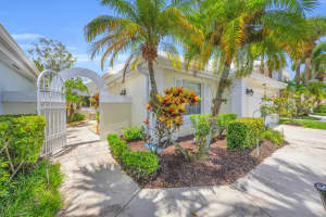 30 Selby Lane, Palm Beach Gardens, FL 33418 Sold 12/04/25